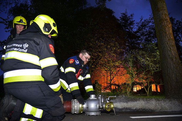 2019/213/20191027-17u50 GB 011 Grote brand IJweg NVP.jpg